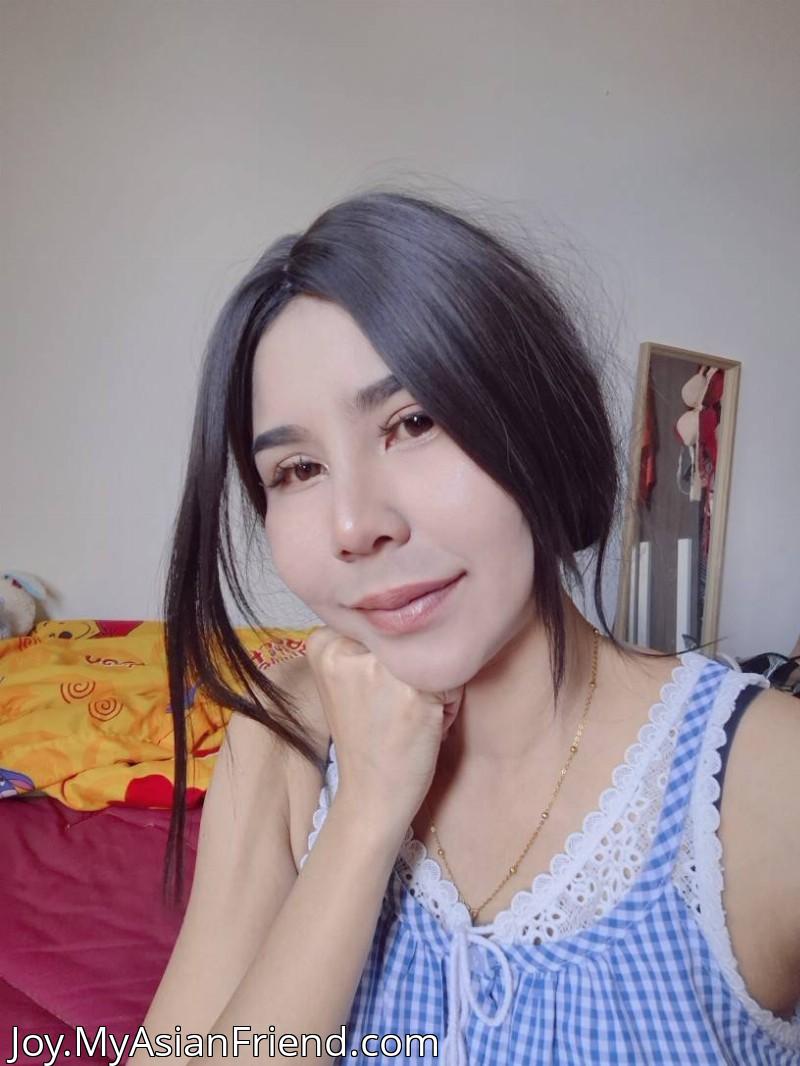 Joy's personal blog photo 1 added Sunday the 1st of February 2026